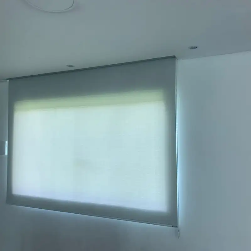 Persiana Rolo Tela Solar Cinza 1% m2